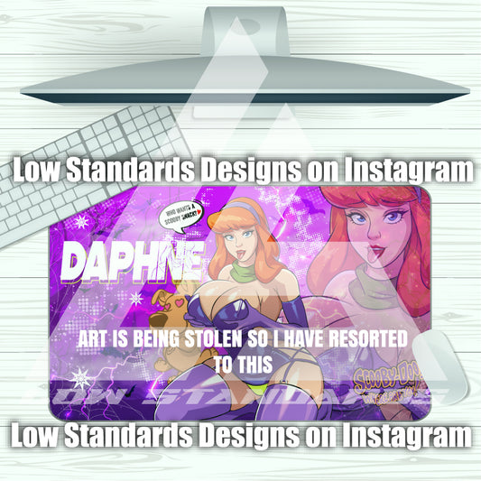 Seductive Daphne <3 Mousepad