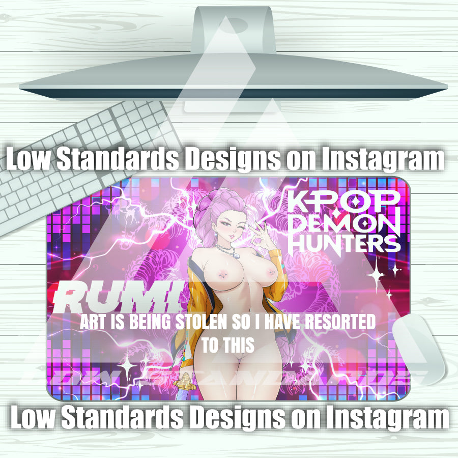 Rumi <3 Mousepad